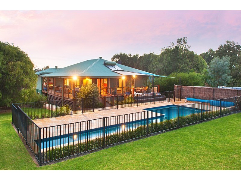 14 Brushwood Brook Drive, Yallingup WA 6282