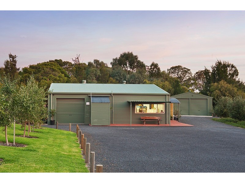 14 Brushwood Brook Drive, Yallingup WA 6282