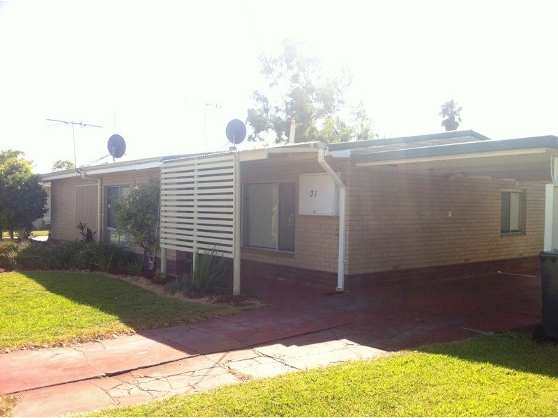 2/31 Lockhart Street, Busselton WA 6280