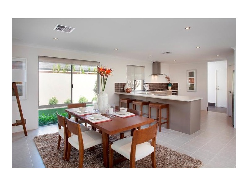 10 Riviera Brace, Dunsborough WA 6281