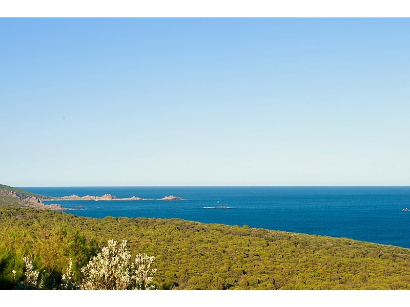 53 Wardanup Crescent, Yallingup WA 6282