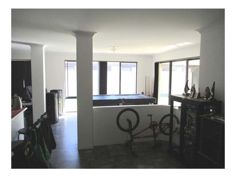 4 Crouchley Court, Broadwater WA 6280