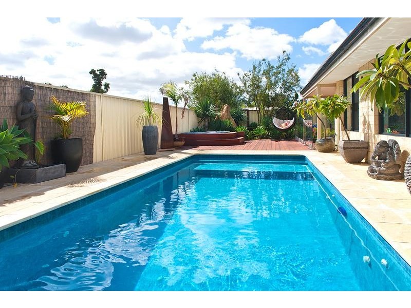 86 Lancaster Drive, West Busselton WA 6280