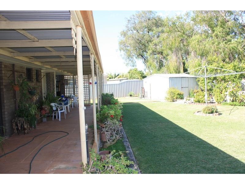 44 Bignell Drive, West Busselton WA 6280