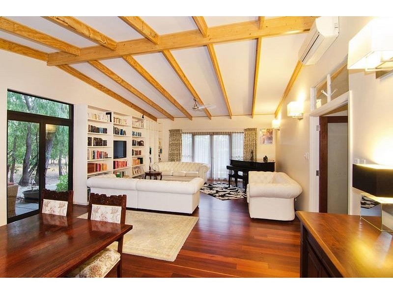 25 Angus Close, Busselton WA 6280