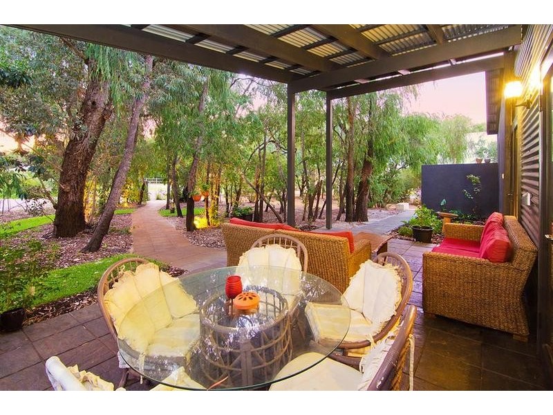 25 Angus Close, Busselton WA 6280