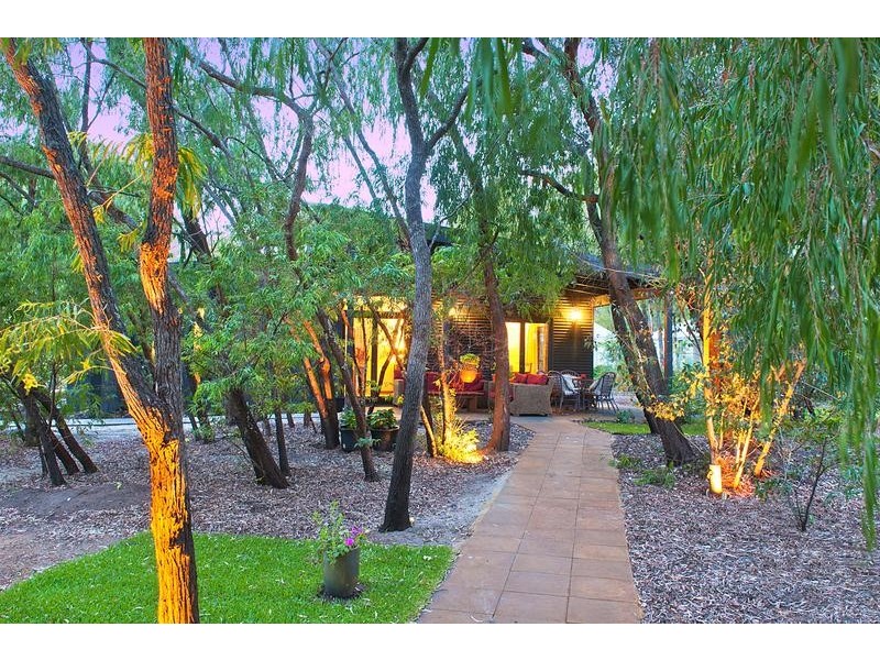 25 Angus Close, Busselton WA 6280