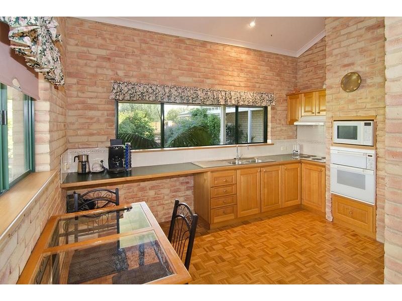 13 Connell Court, Peppermint Grove Beach WA 6271