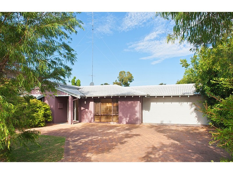 70 Gifford Road, Dunsborough WA 6281