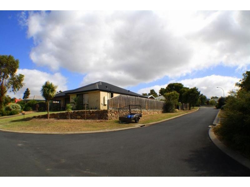 16 Banksia Chase, Margaret River WA 6285