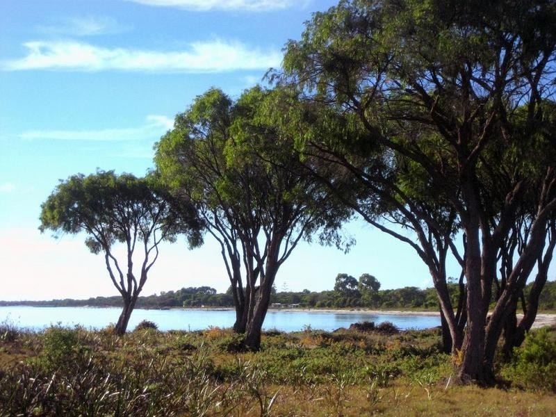 66 Siesta Park Road, Siesta Park WA 6280