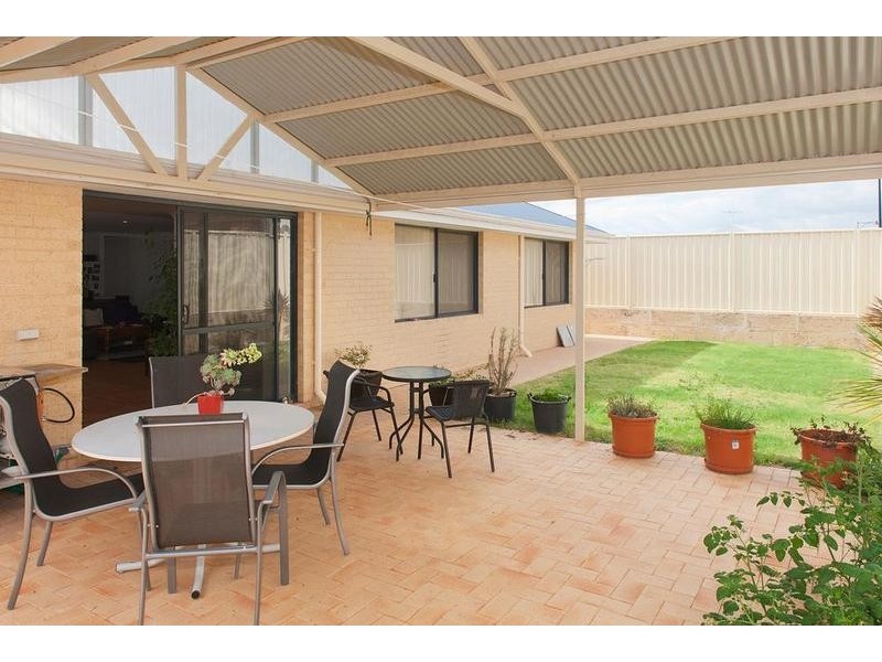 60 Cherry Hills Circle, Dunsborough WA 6281