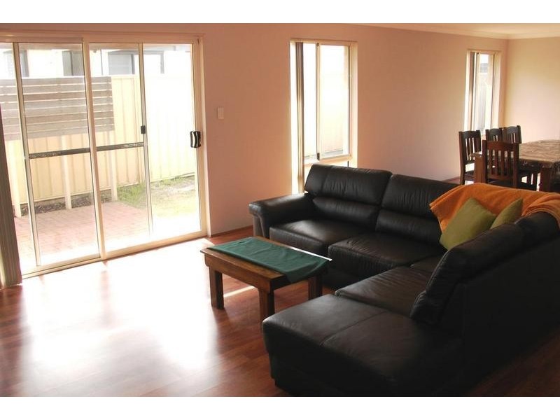 6 Maggie Way, Geographe WA 6280