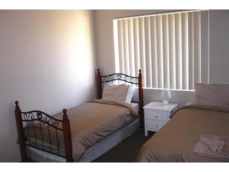 6 Maggie Way, Geographe WA 6280