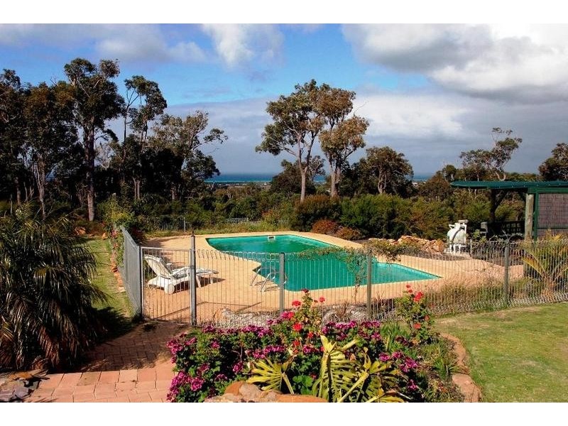 65 Caprigardi Court, Quedjinup WA 6281