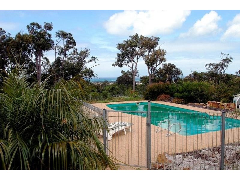 65 Caprigardi Court, Quedjinup WA 6281