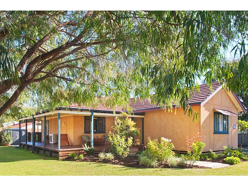 13 Cuthbert Street, Abbey WA 6280