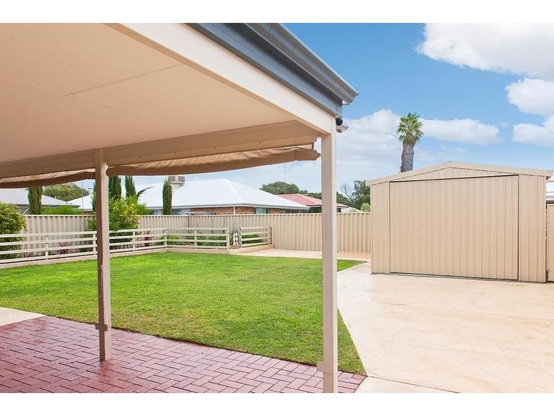 57 Currawong Drive, Broadwater WA 6280
