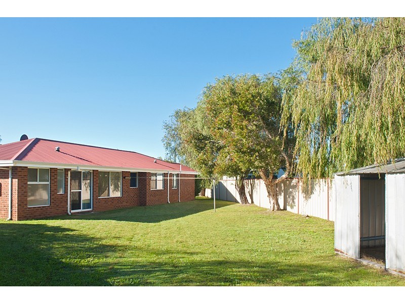 3 Willespie Place, Dunsborough WA 6281