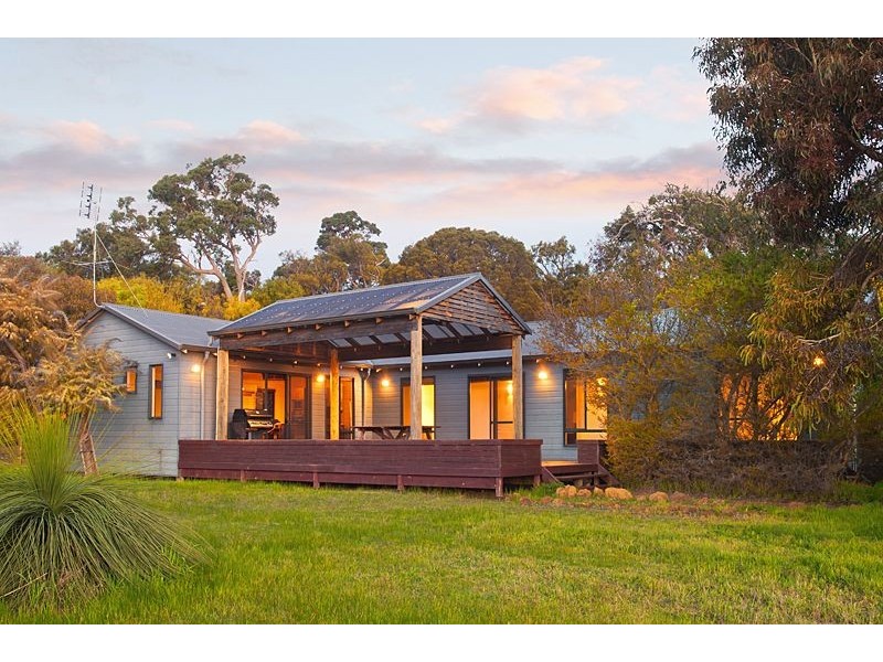 209 Lagoon Drive, Yallingup WA 6282