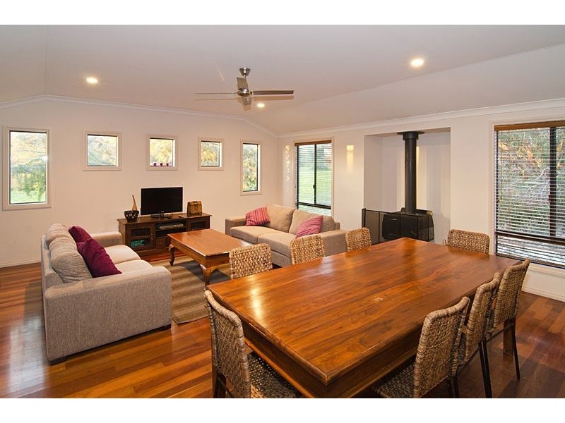 209 Lagoon Drive, Yallingup WA 6282