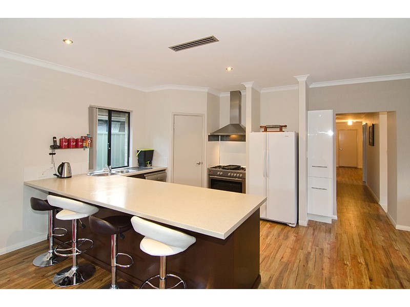 19 Harvester Promenade, Vasse WA 6280