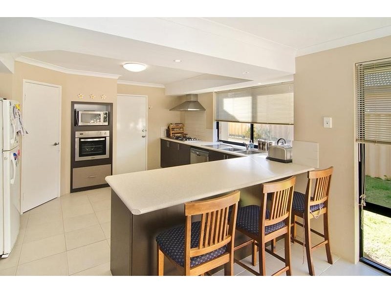 48 Marseilles Drive, Yalyalup WA 6280