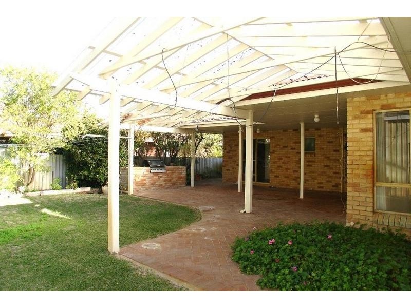 1 Arabian Court, West Busselton WA 6280