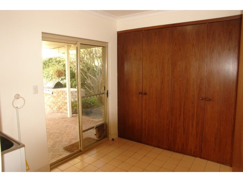 1 Arabian Court, West Busselton WA 6280