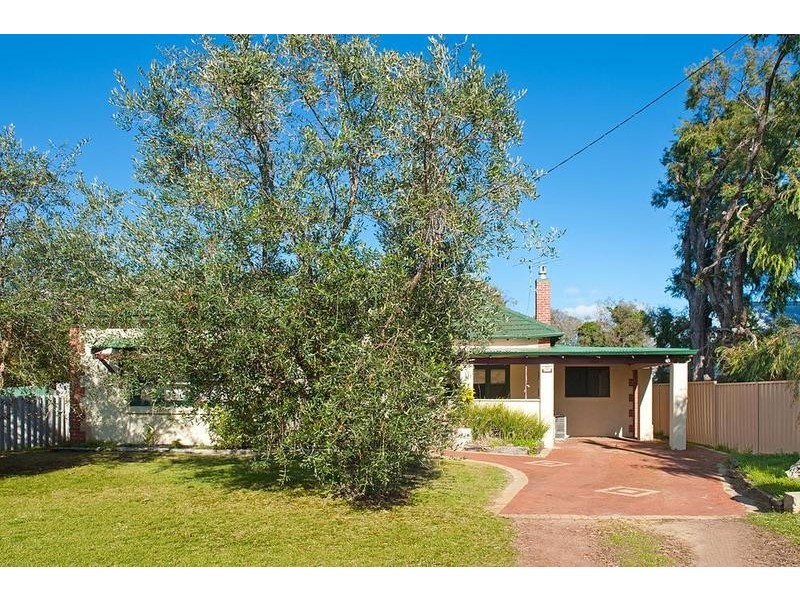 30 Fairbairn Road, Busselton WA 6280