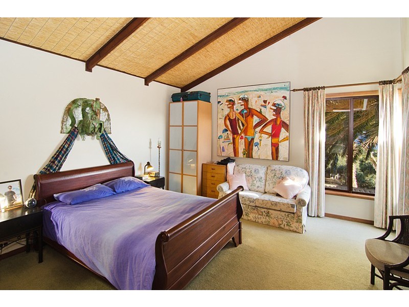 11 Hammond Road, Yallingup WA 6282