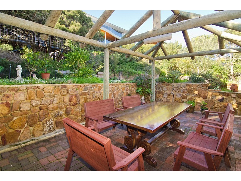 11 Hammond Road, Yallingup WA 6282