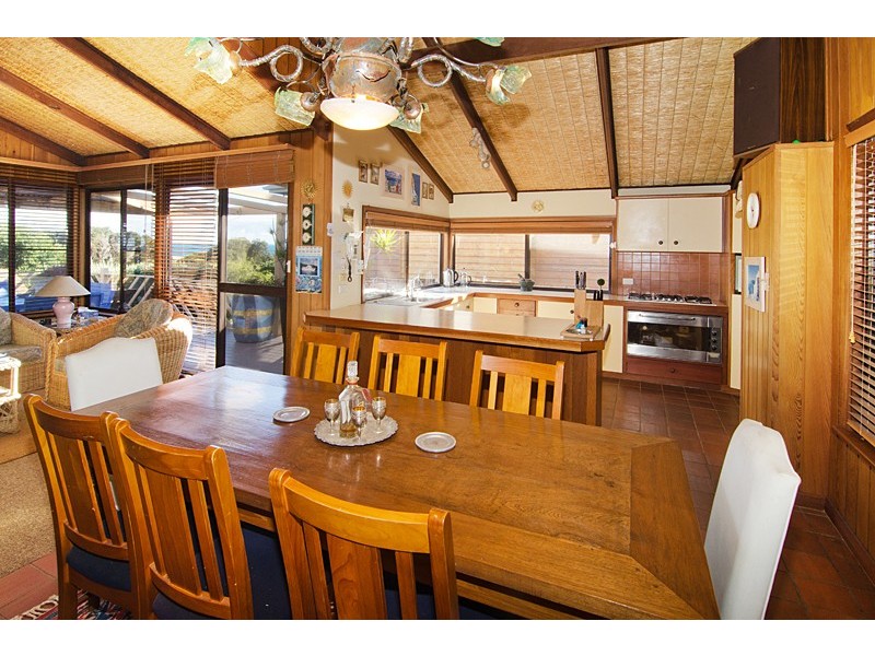 11 Hammond Road, Yallingup WA 6282