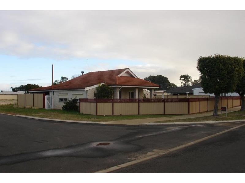 24 Roe Road, Capel WA 6271