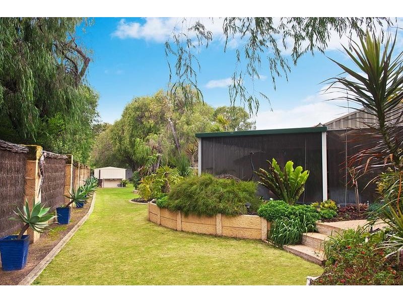 12 Ashcove Place, Broadwater WA 6280