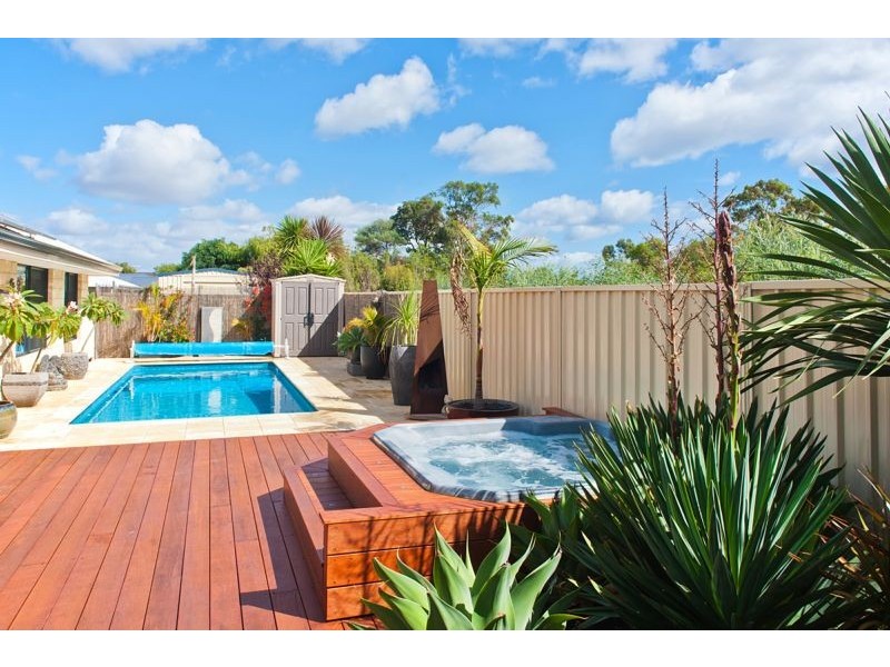 86 Lancaster Drive, West Busselton WA 6280