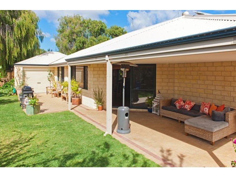 86 Lancaster Drive, West Busselton WA 6280