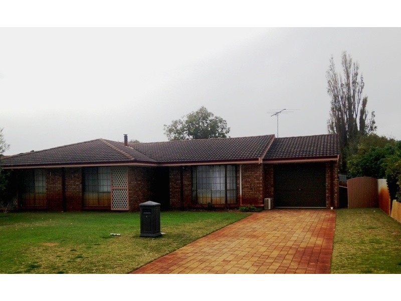 4 Simon Close, Broadwater WA 6280