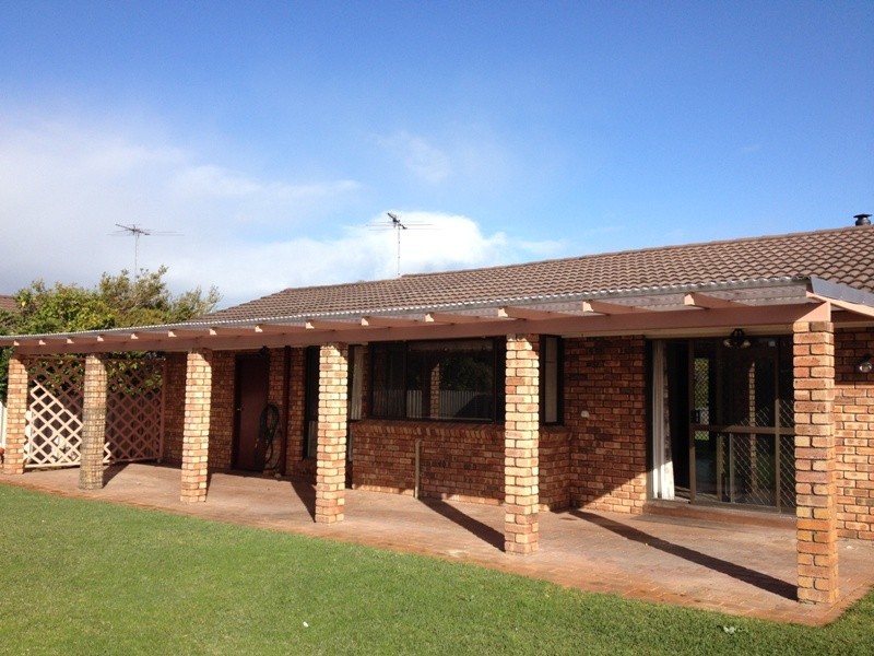 4 Simon Close, Broadwater WA 6280