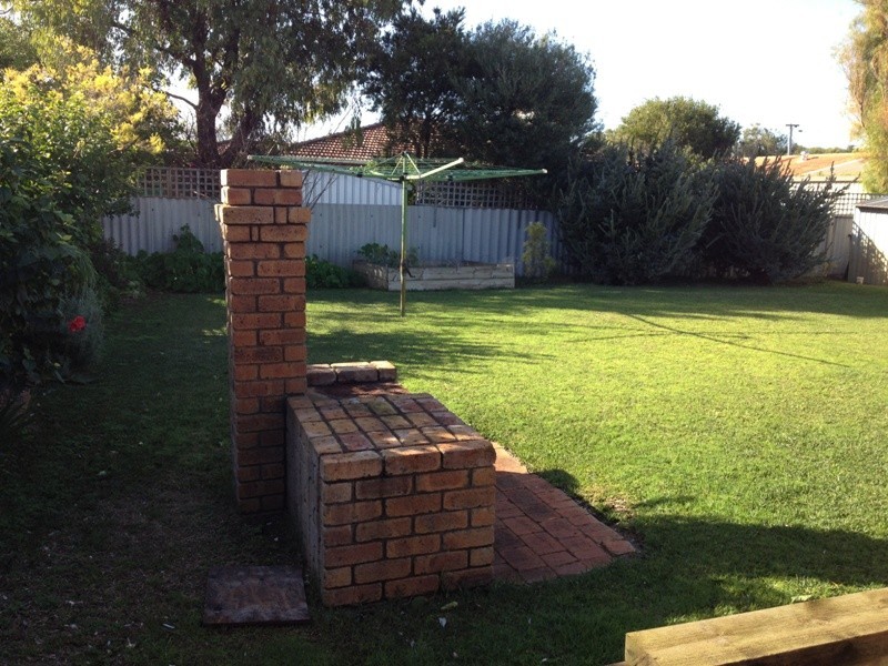 4 Simon Close, Broadwater WA 6280