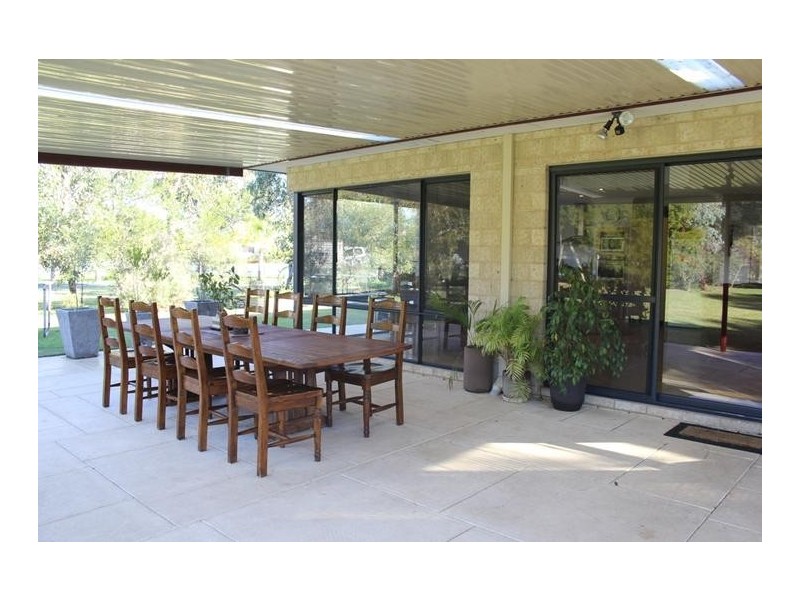 15 Whitemoss Drive, Vasse WA 6280