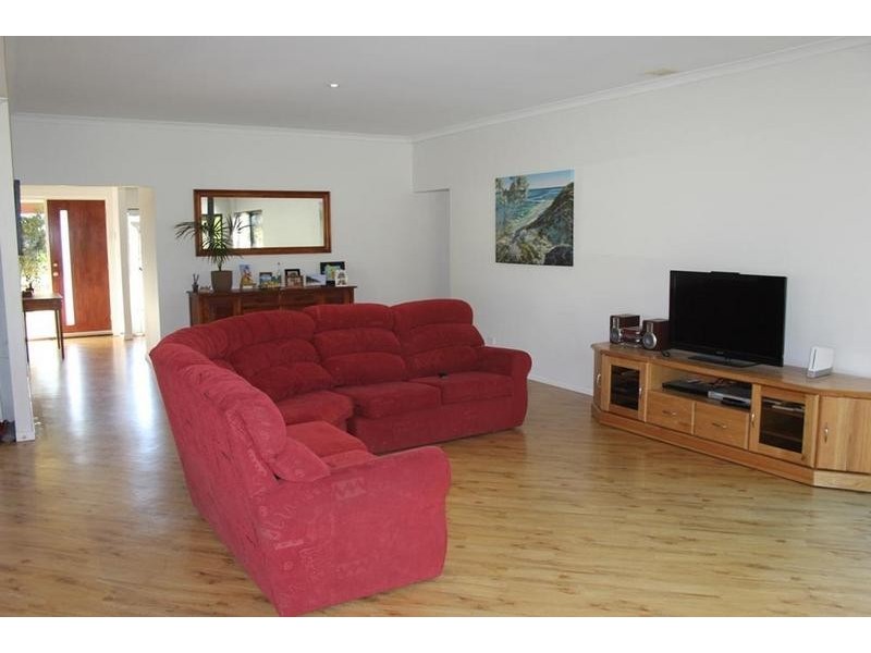 15 Whitemoss Drive, Vasse WA 6280