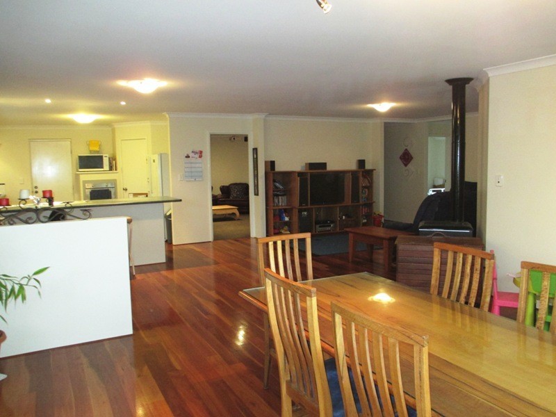 12 Echidna Green, Broadwater WA 6280