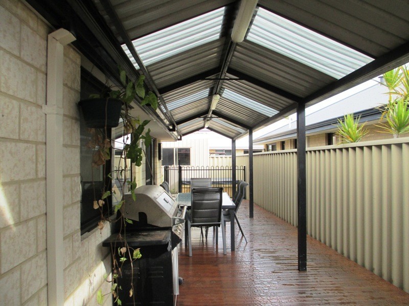 12 Echidna Green, Broadwater WA 6280