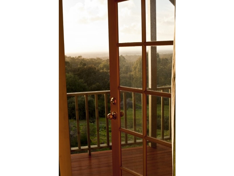 22 Summerville Crescent, Yallingup Siding WA 6282