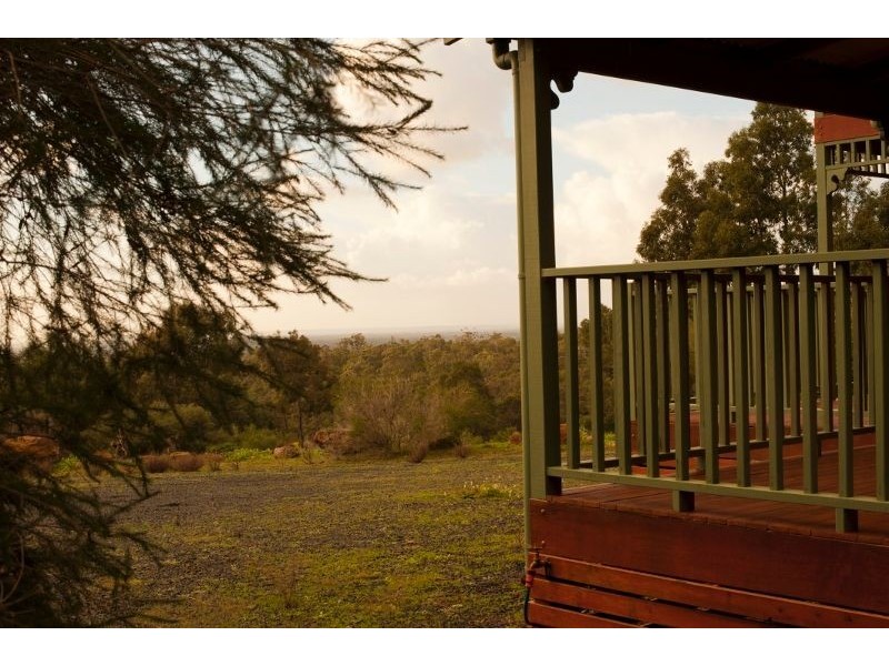 22 Summerville Crescent, Yallingup Siding WA 6282