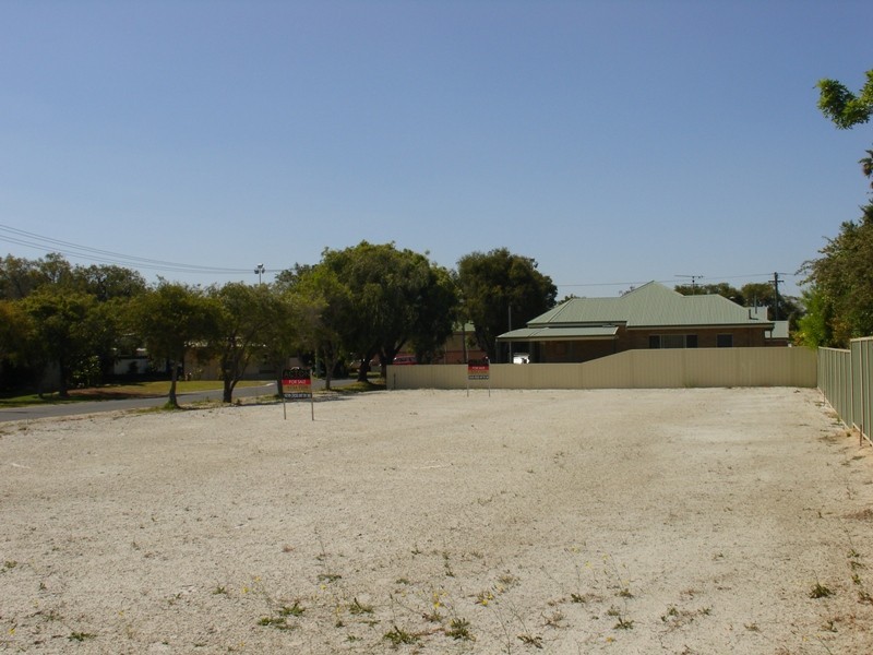 5 Milne Street, Busselton WA 6280