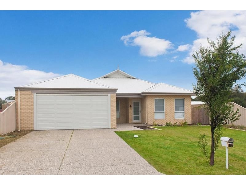 102 Beachfields Drive, Abbey WA 6280
