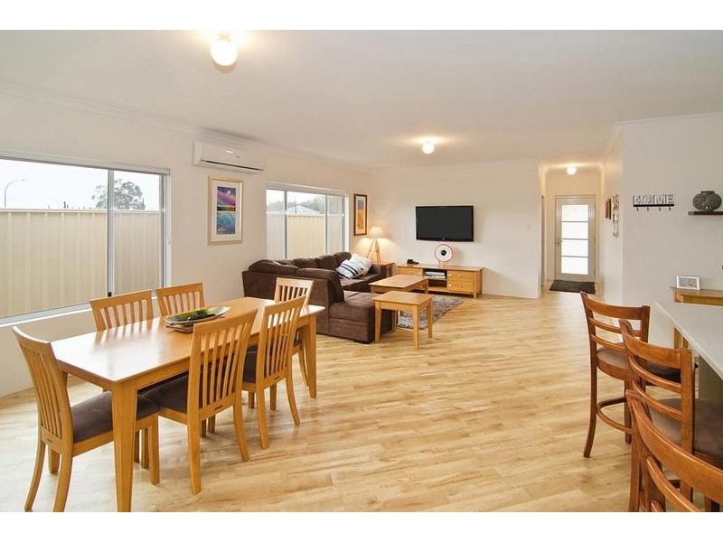 102 Beachfields Drive, Abbey WA 6280