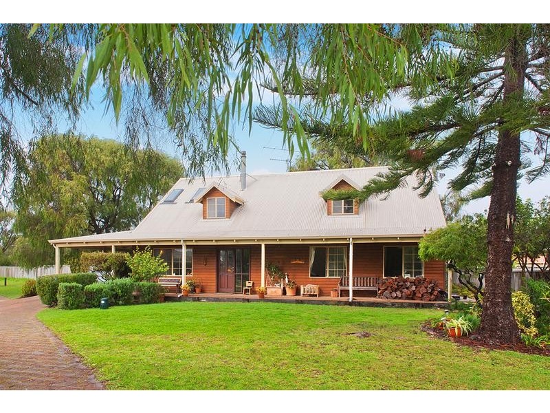 10 McCann Close, Abbey WA 6280